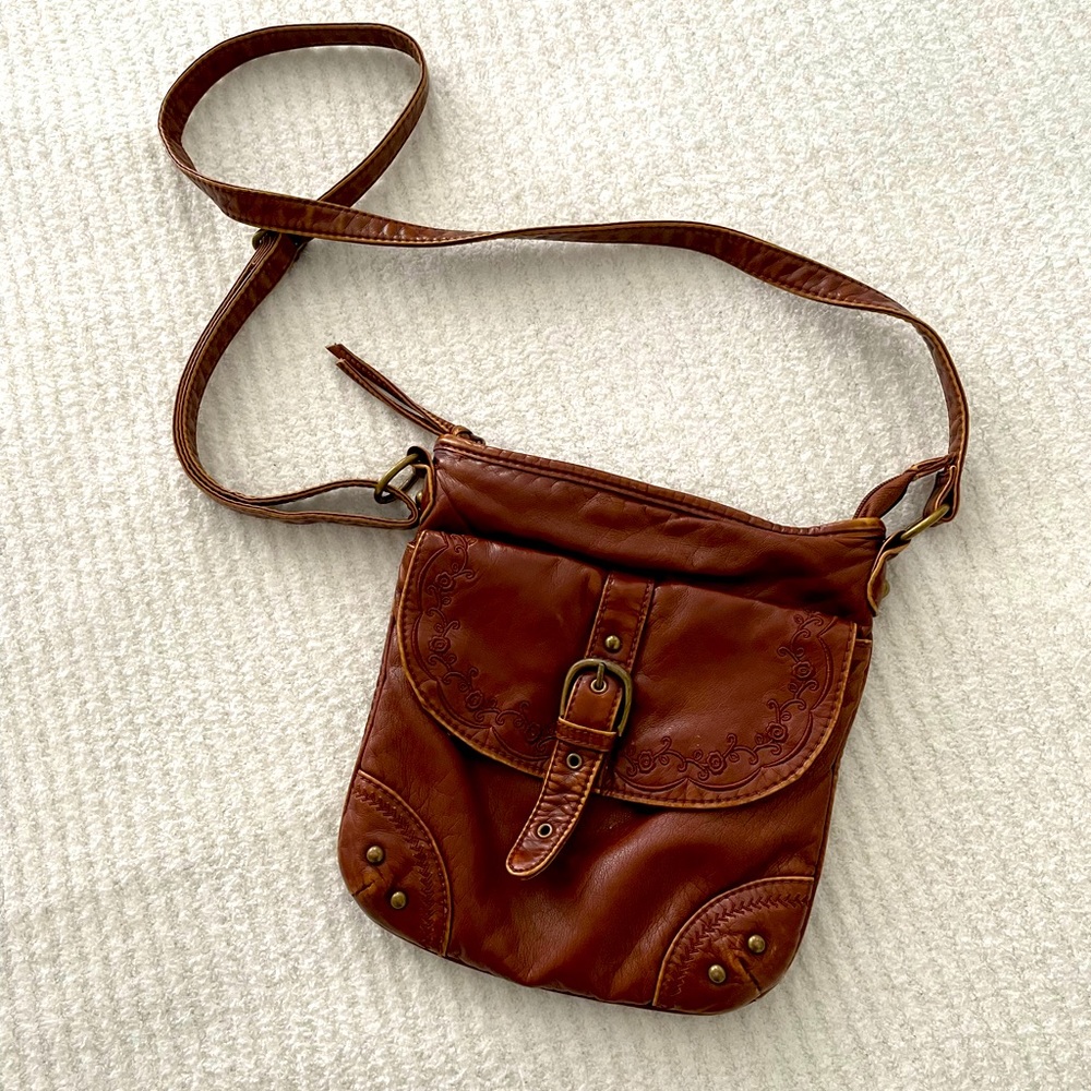 Small Faux Leather Crossover Purse